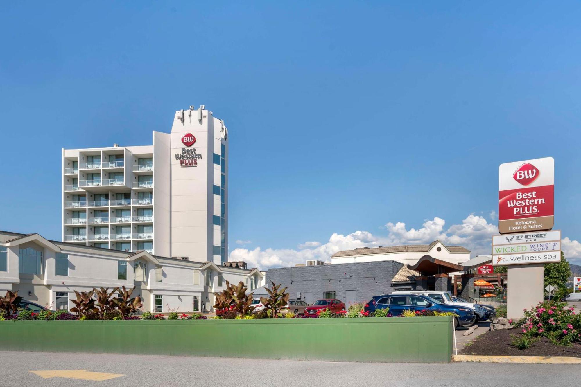เบสต์ เวสเทิร์น พลัส เคโลว์นา โฮเต็ล แอนด์ สวีตส์ Hotel ภายนอก รูปภาพ